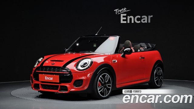 Mini Cooper Convertible JCW 3rd - фото 0