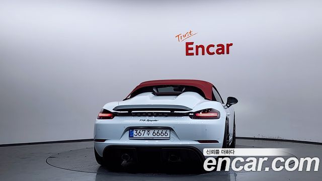 Porsche 718 4.0 Spyder - фото 2