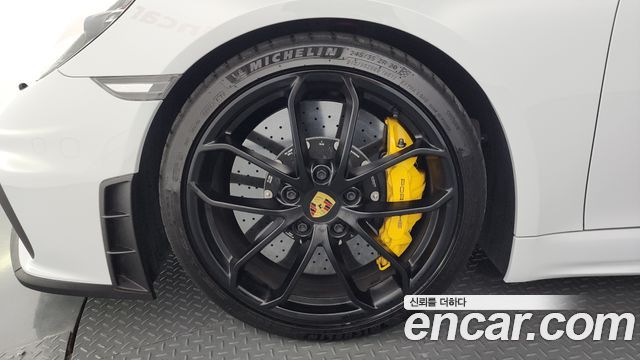 Porsche 718 4.0 Spyder - фото 3