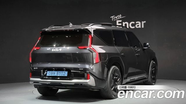 Kia EV9 Long Range 4WD GT Line - фото 1