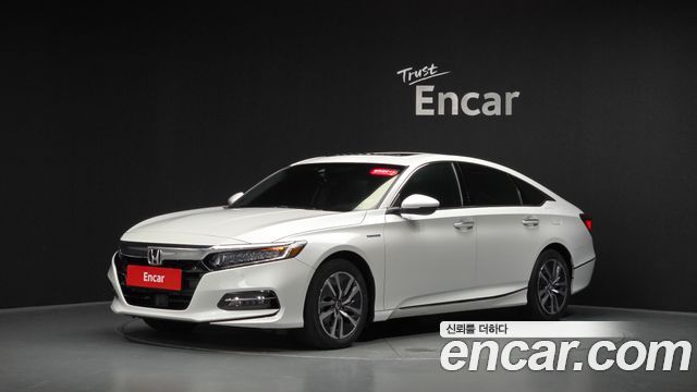 Honda Accord 10-го поколения 2.0 Hybrid Touring - фото 0