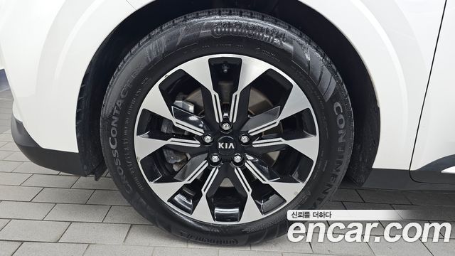 Kia Carnival 4-го поколения 9-Seater Signature - фото 4