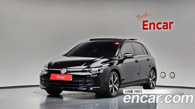 Volkswagen Golf 8-го поколения 2.0 TDI Prestige - фото 0