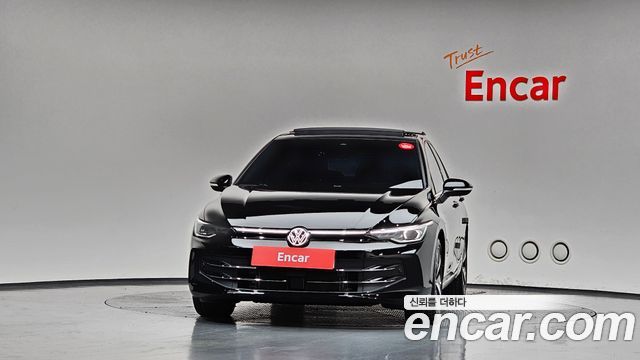 Volkswagen Golf 8-го поколения 2.0 TDI Prestige - фото 2