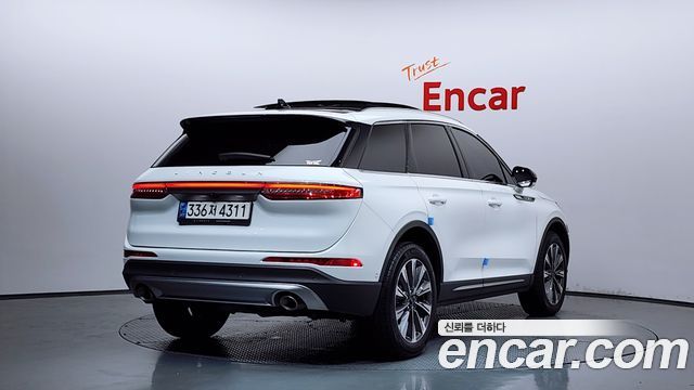 Lincoln Corsair 2.0 Reserve AWD - фото 1