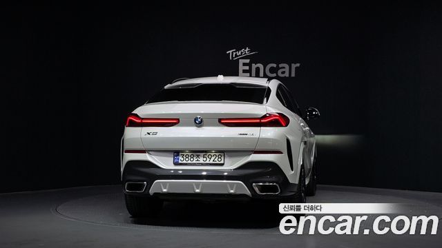 BMW X6 G06 xDrive40i M Sport - фото 3