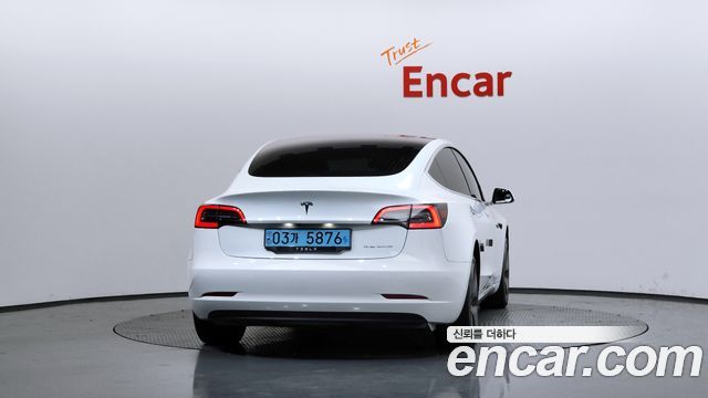 Tesla Model 3 Long Range AWD - фото 3