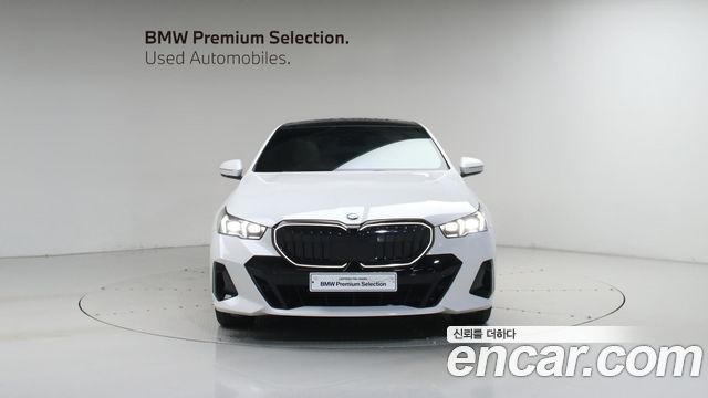BMW 5-Series G60 520i M Sport - фото 2