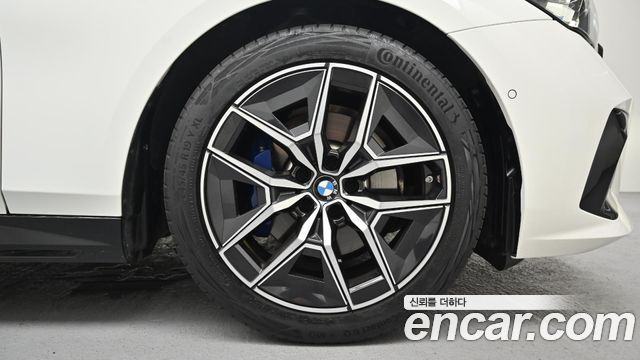 BMW 5-Series G60 520i M Sport - фото 4