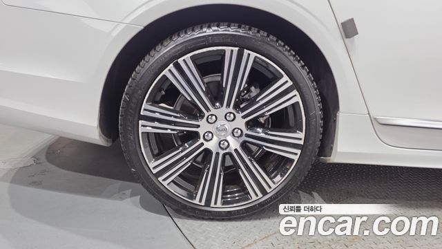 Volvo S90 B6 AWD Ultimate Bright - фото 3