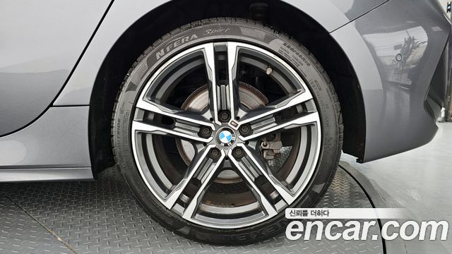 BMW 1-Series F40 118d M Sport - фото 4