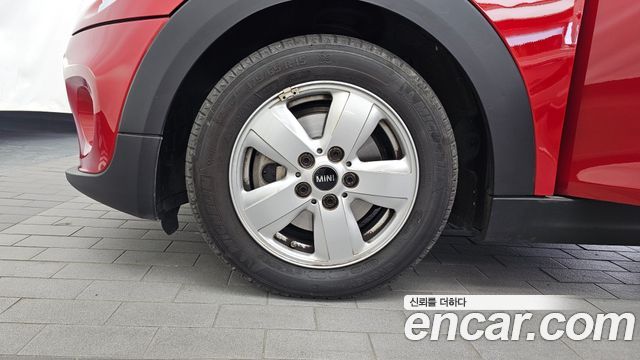 Mini Cooper 5Door Standard 3rd - фото 4