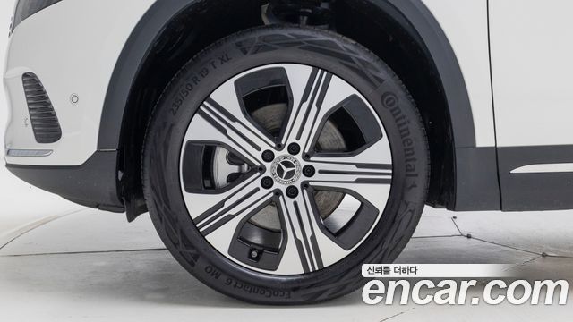 Mercedes-Benz EQA H243 EQA250 Progressive - фото 4