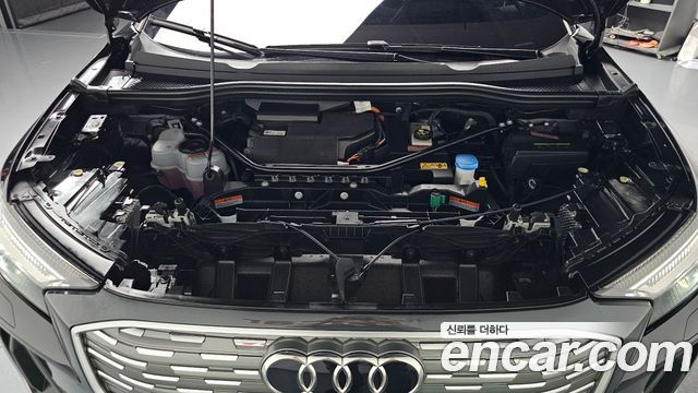Audi Q4 e-tron F4 40 Premium - фото 4