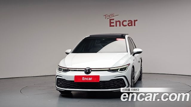 Volkswagen Golf 8-го поколения 2.0 GTI - фото 1