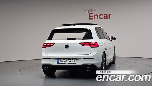 Volkswagen Golf 8-го поколения 2.0 GTI - фото 2