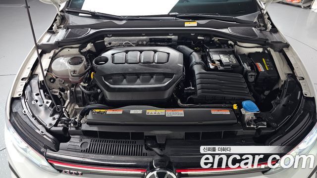 Volkswagen Golf 8-го поколения 2.0 GTI - фото 4