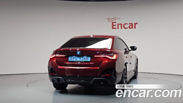 BMW i4 M50 - фото 2