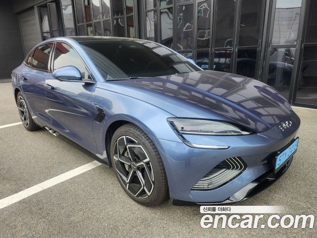 BYD Seal Dynamic AWD - фото 0