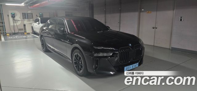 BMW i7 G70 eDrive 50 M Sport - фото 0