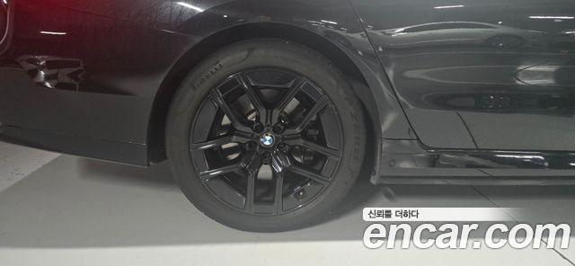 BMW i7 G70 eDrive 50 M Sport - фото 4