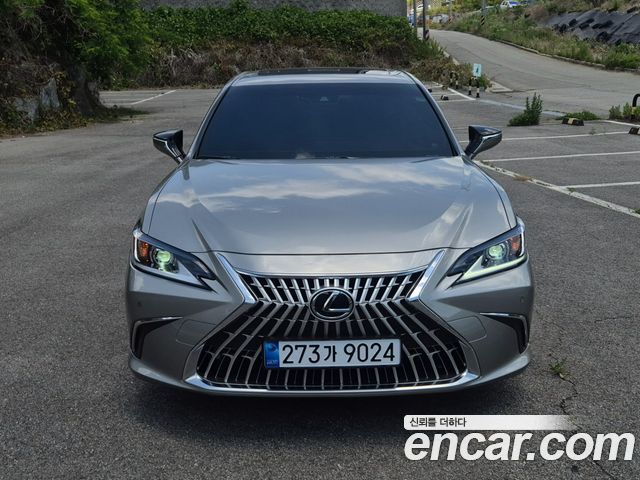 Lexus ES 7-го поколения Luxury Plus - фото 2