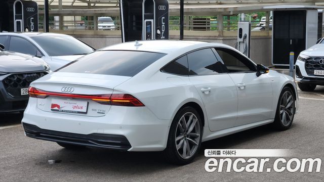 Audi A7 55 TFSI Quattro Premium - фото 1