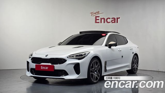 Kia Stinger 2.5 AWD Masters - фото 0