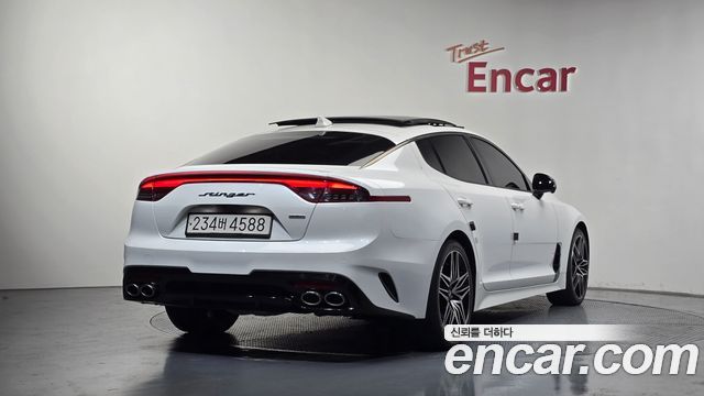 Kia Stinger 2.5 AWD Masters - фото 1