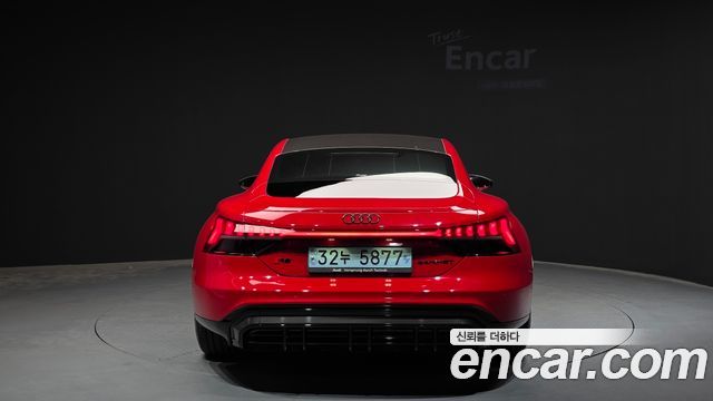Audi RS e-tron GT GT RS - фото 3