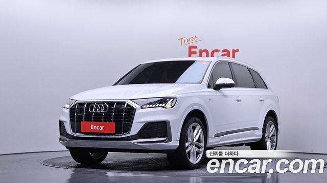 Audi Q7 45 TDI Quattro Premium - фото 0