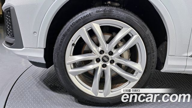 Audi Q7 45 TDI Quattro Premium - фото 4