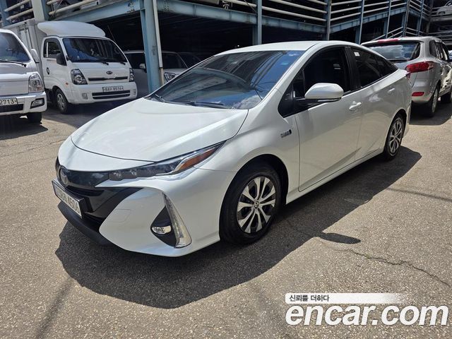 Toyota Prius 1.8 - фото 1