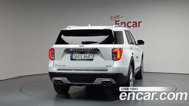 Ford Explorer 6-го поколения 3.0 Platinum 4WD - фото 3