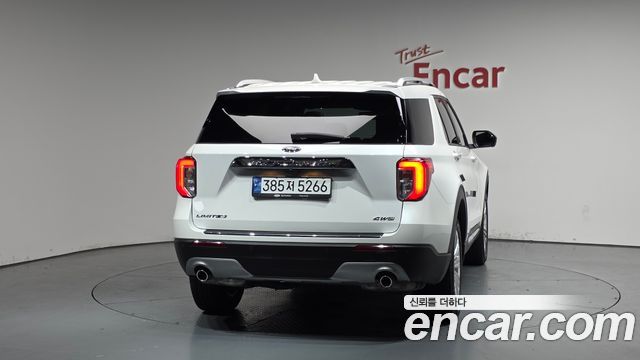 Ford Explorer 6-го поколения 2.3 LimIted 4WD - фото 3