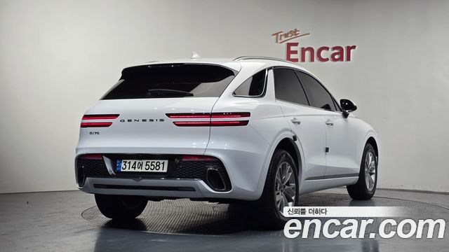Genesis GV70 2.5T Gasoline 2WD - фото 1