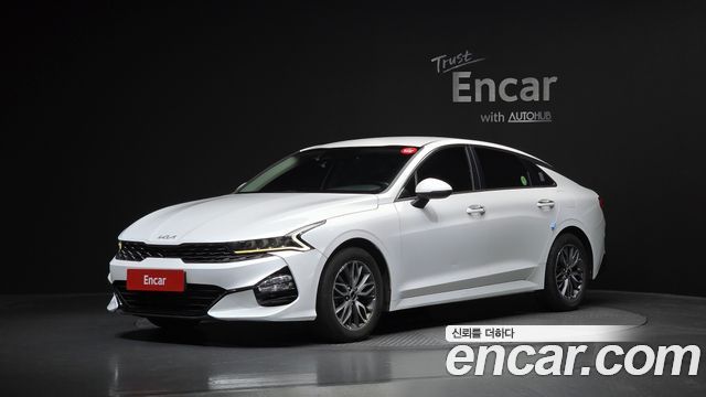 Kia K5 3-го поколения 2.0 LPI(Renter car) Trandy - фото 0