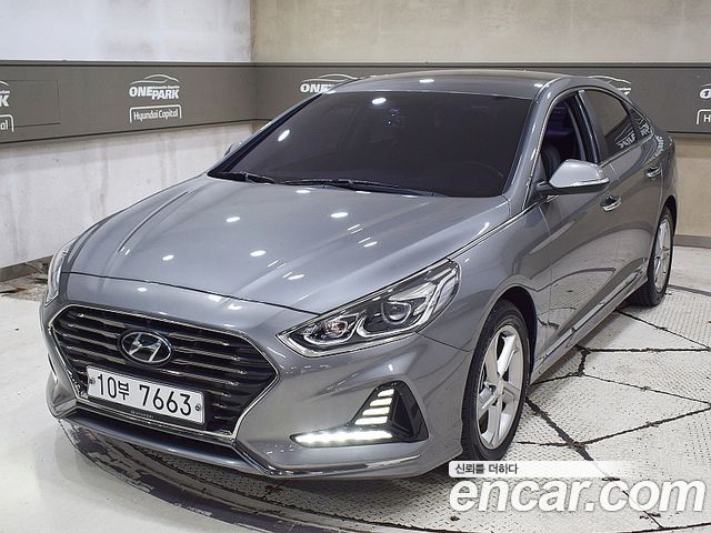Hyundai Sonata 2.0 Smart Choice - фото 0