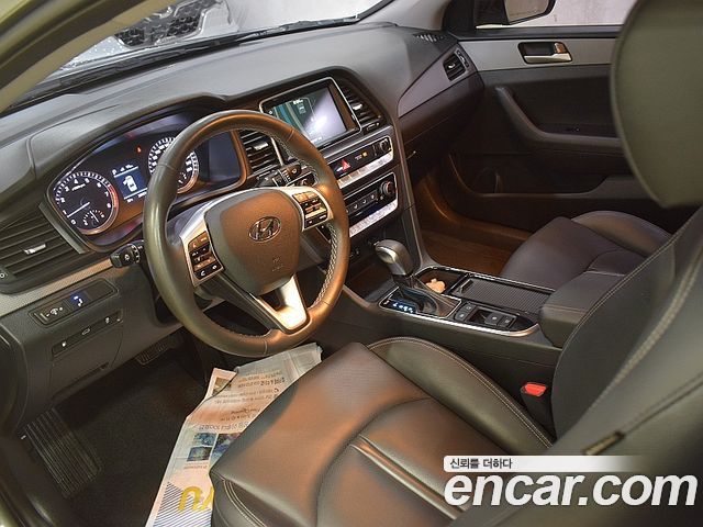 Hyundai Sonata 2.0 Smart Choice - фото 3