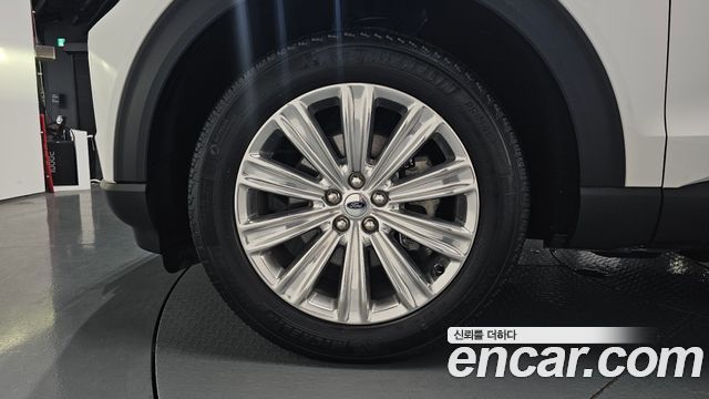 Ford Explorer 6-го поколения 2.3 LimIted 4WD - фото 4