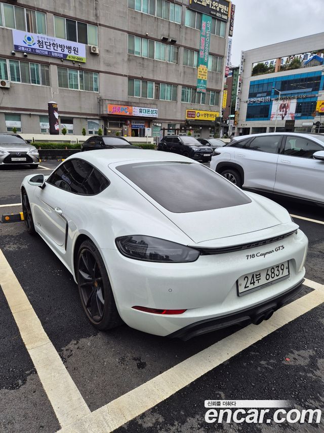 Porsche 718 2.0 - фото 2