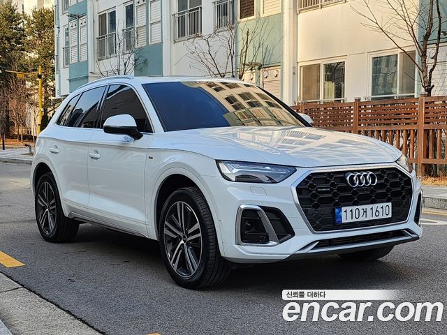 Audi Q5 FY 45 TFSI Quattro Premium - фото 2