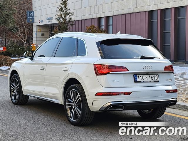 Audi Q5 FY 45 TFSI Quattro Premium - фото 3