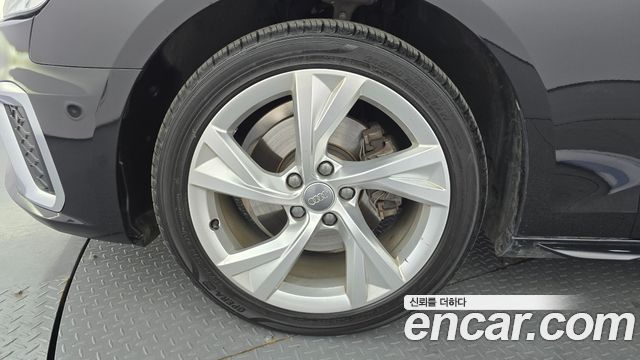 Audi A4 B9 35 TDI Premium - фото 4
