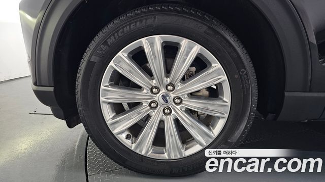 Ford Explorer 6-го поколения 2.3 LimIted 4WD - фото 4