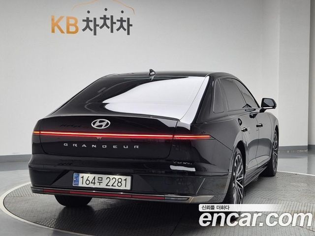 Hyundai Grandeur GN7, гибрид Calligraphy - фото 3