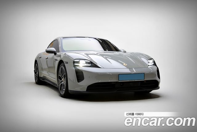 Porsche Taycan 4S - фото 0