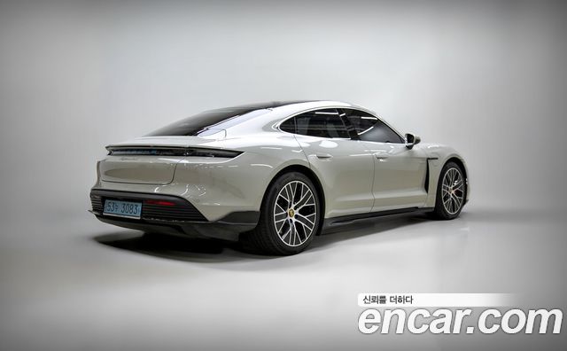 Porsche Taycan 4S - фото 4