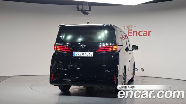 Toyota Alphard 4-го поколения 2.5 HEV Executive AWD - фото 2