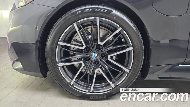 BMW M5 G90 M5 Sedan - фото 4